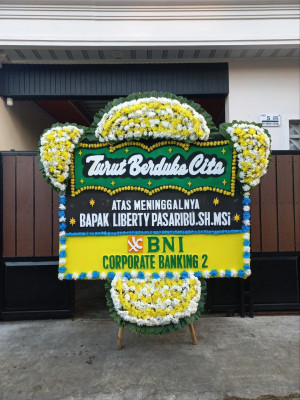 Papan Bunga Duka di Sarijadi