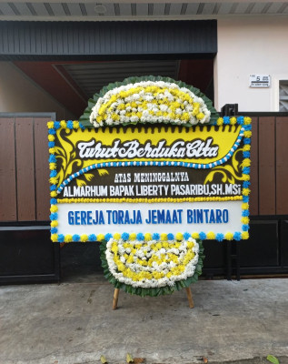 Papan Bunga Duka di Sarijadi
