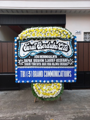 Papan Bunga Duka di Sarijadi